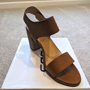 Soda brand cognac (brown) sandal size 8